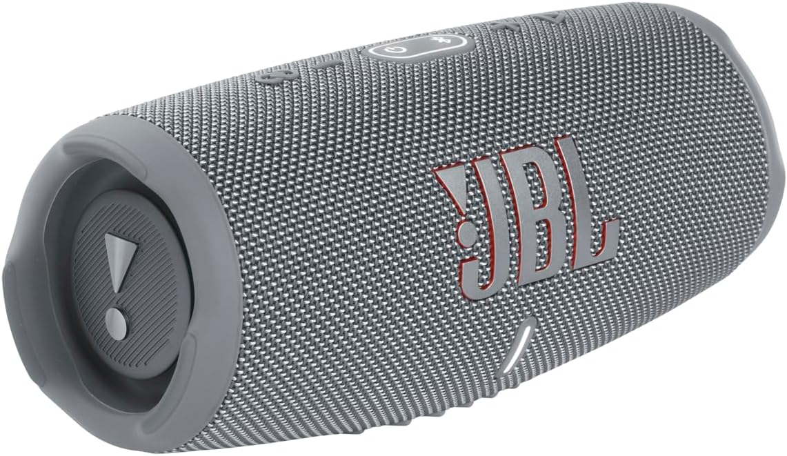 JBL Charge 5 Bluetooth-Lautsprecher in Schwarz – Wasserfeste, portable Boombox mit integrierter Powerbank – Eine Akku-Ladung für bis zu 20 Stunden kabellosen Musikgenuss
