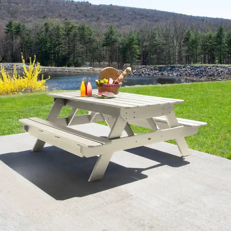 HIGHWOOD Eco-friendly Picnic Table