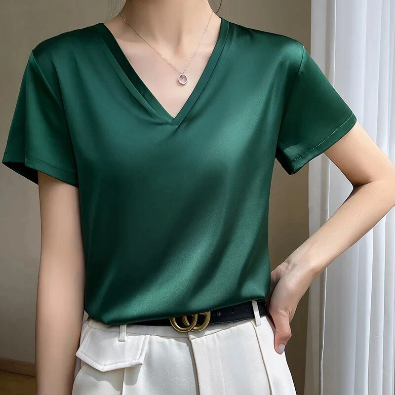 Luna Tee | Luxueus T-shirt voor de moderne minimalist!