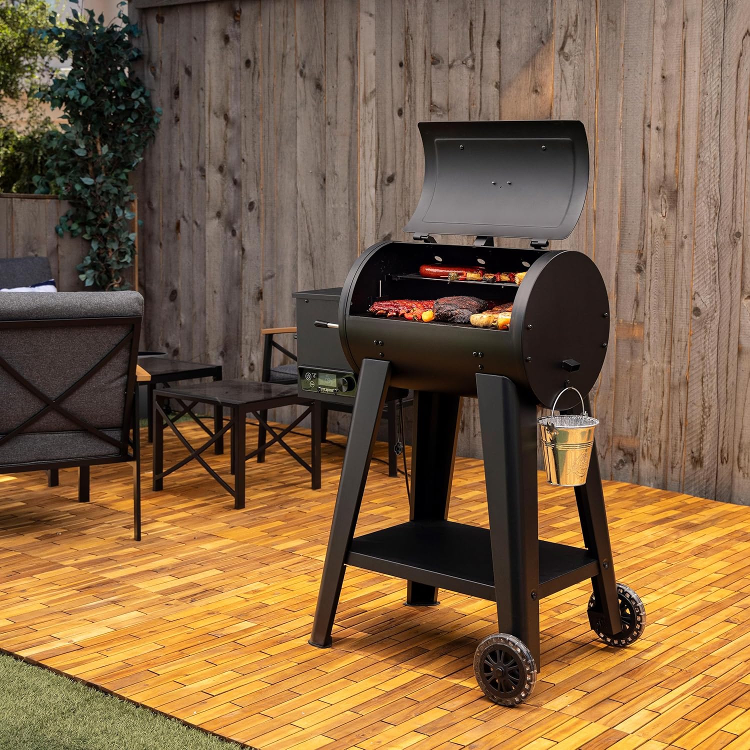 Pit Boss 500FB2 Pellet Grill  Matte Black - 11086
