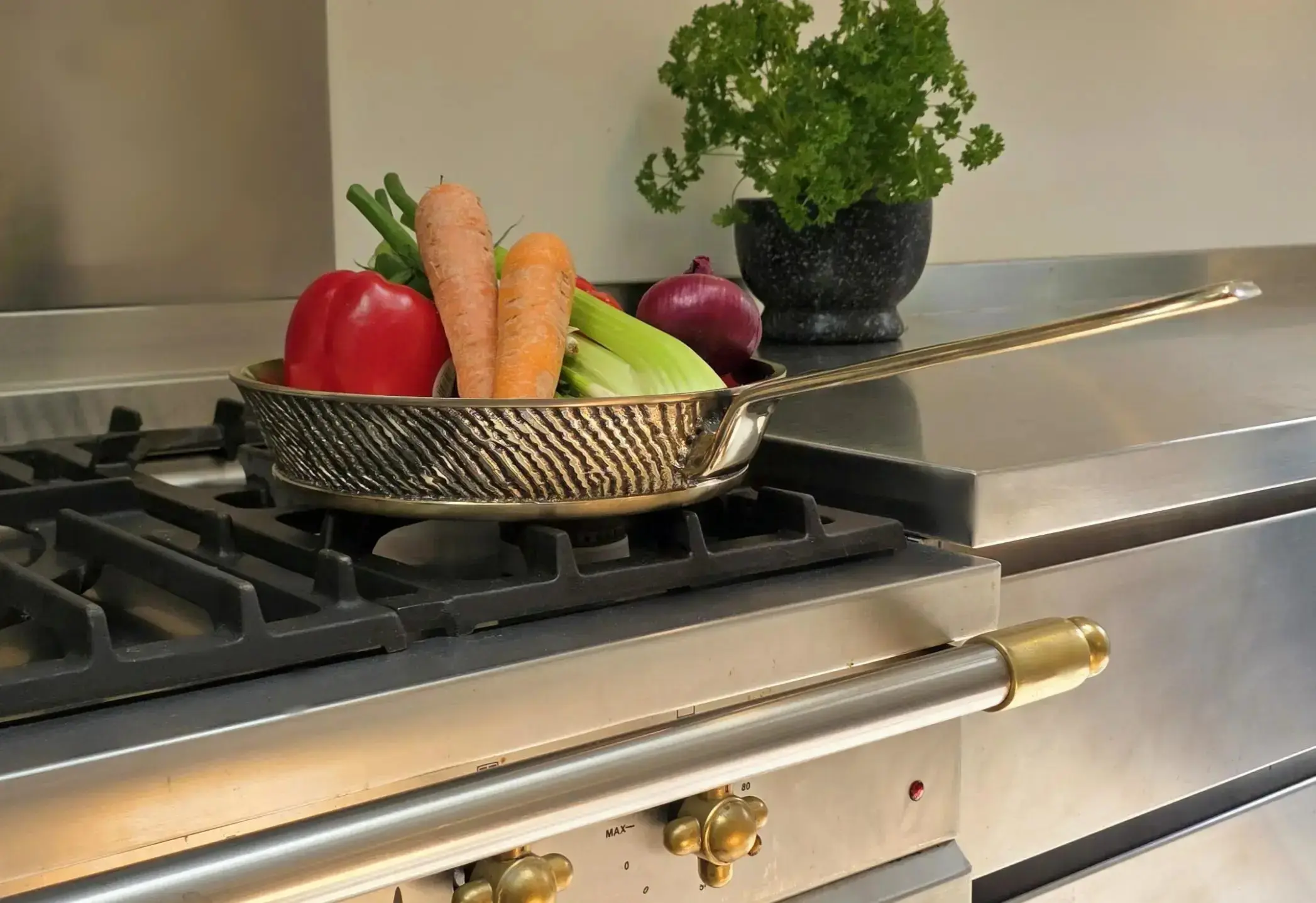 Luxury Uncoated Kansa Bronze Frying Pan – Igneus