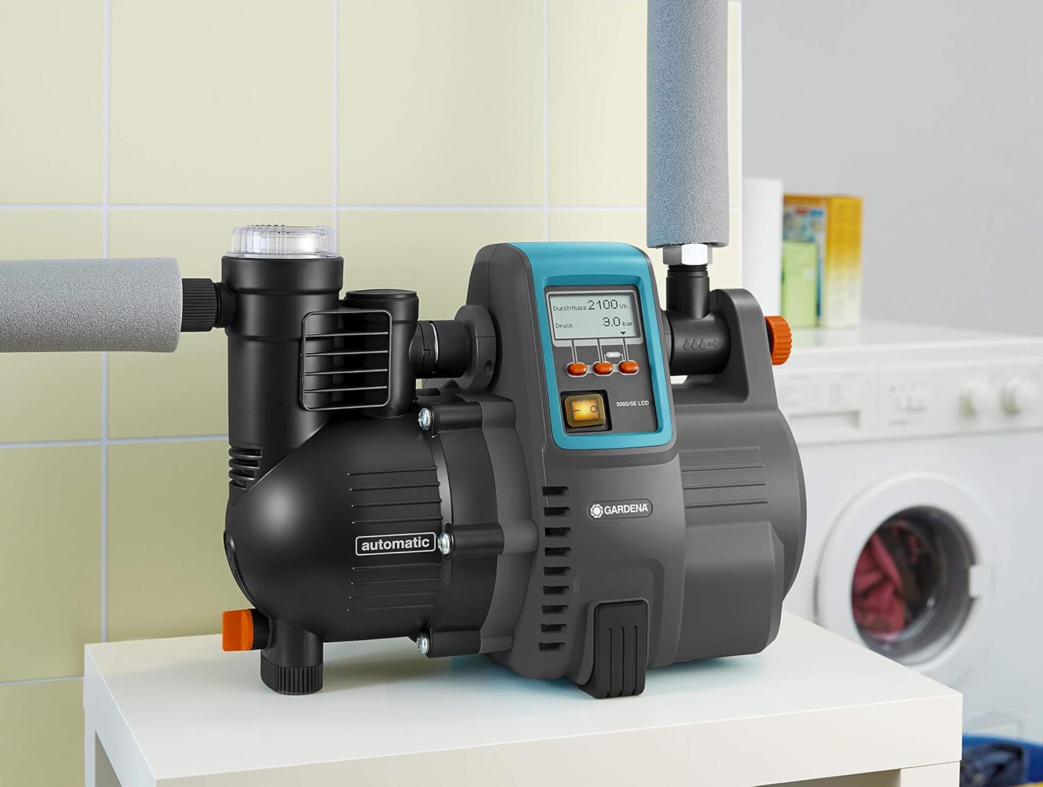 Gardena Comfort Hauswasserautomat 5000/5E LCD: Hauswasserpumpe mit LC-Display, energiesparend, Fördermenge 5000 l/h, 1300W Motor mit Thermoschutzschalter, Trockenlaufsicherung (1759-20)