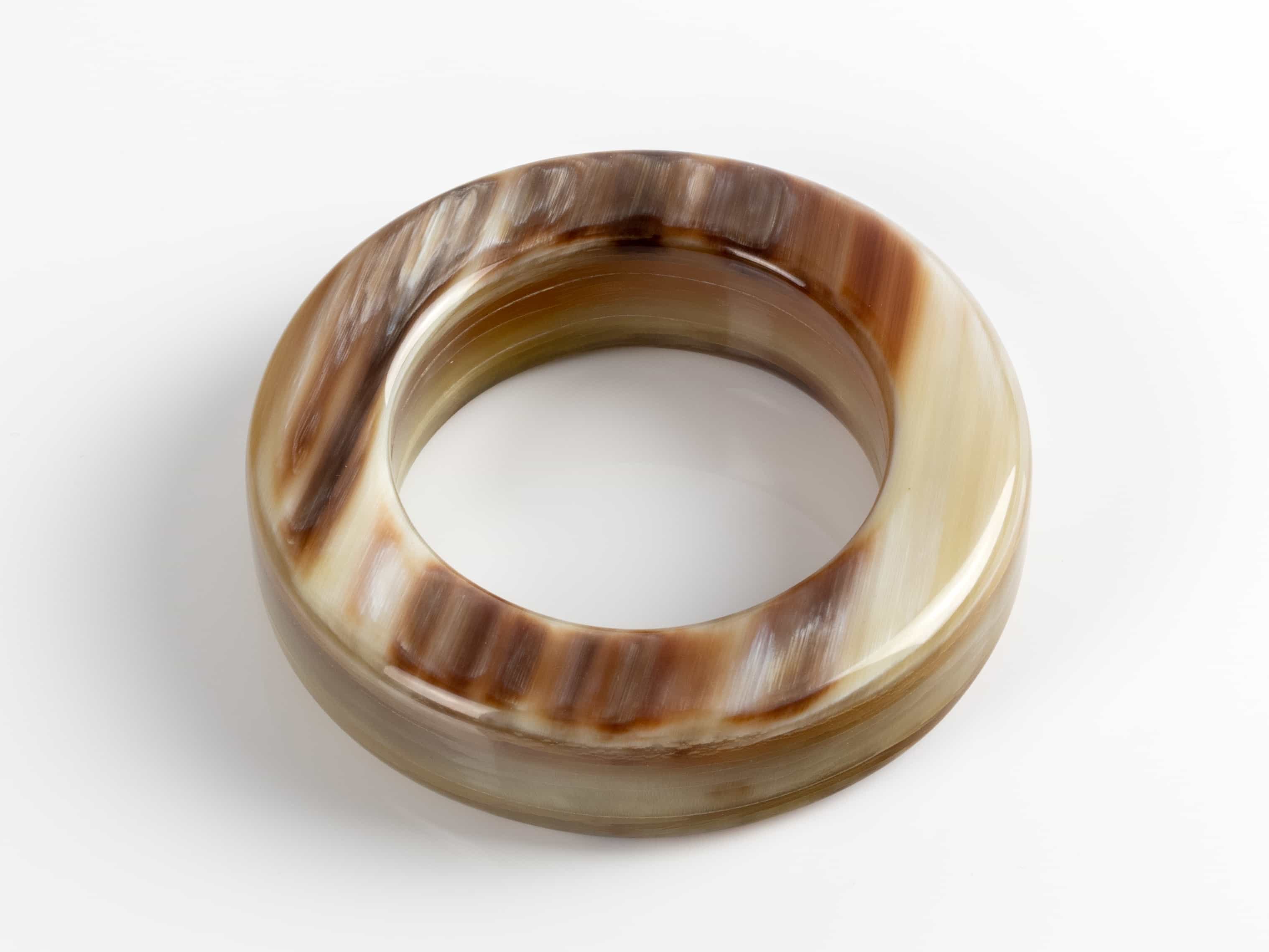 Horn Napkin Rings, Set of 2 in Brown