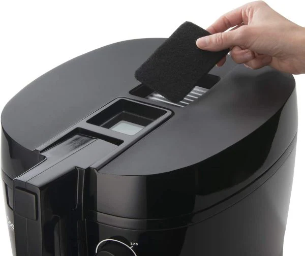 Cool-touch Deep Fryer Black