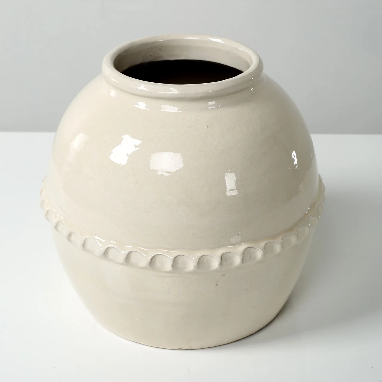 Ceramic Off White Decorative Lace Pot
