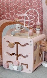 ''Label Label'' houten activiteitenkubus Roze (met naam)