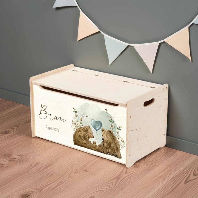 Grote houten opbergkist-zitbankje met Geboortekaartje
