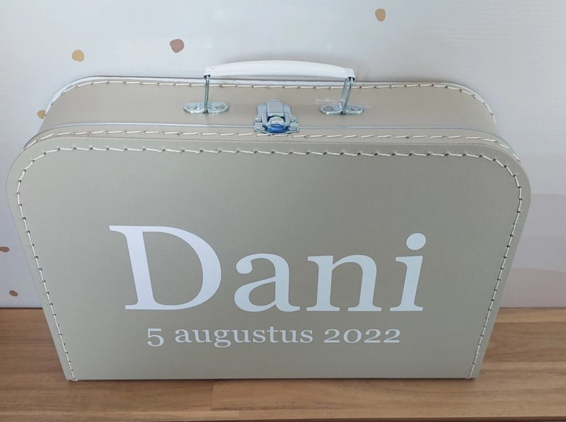Koffertje met Naam (en datum)