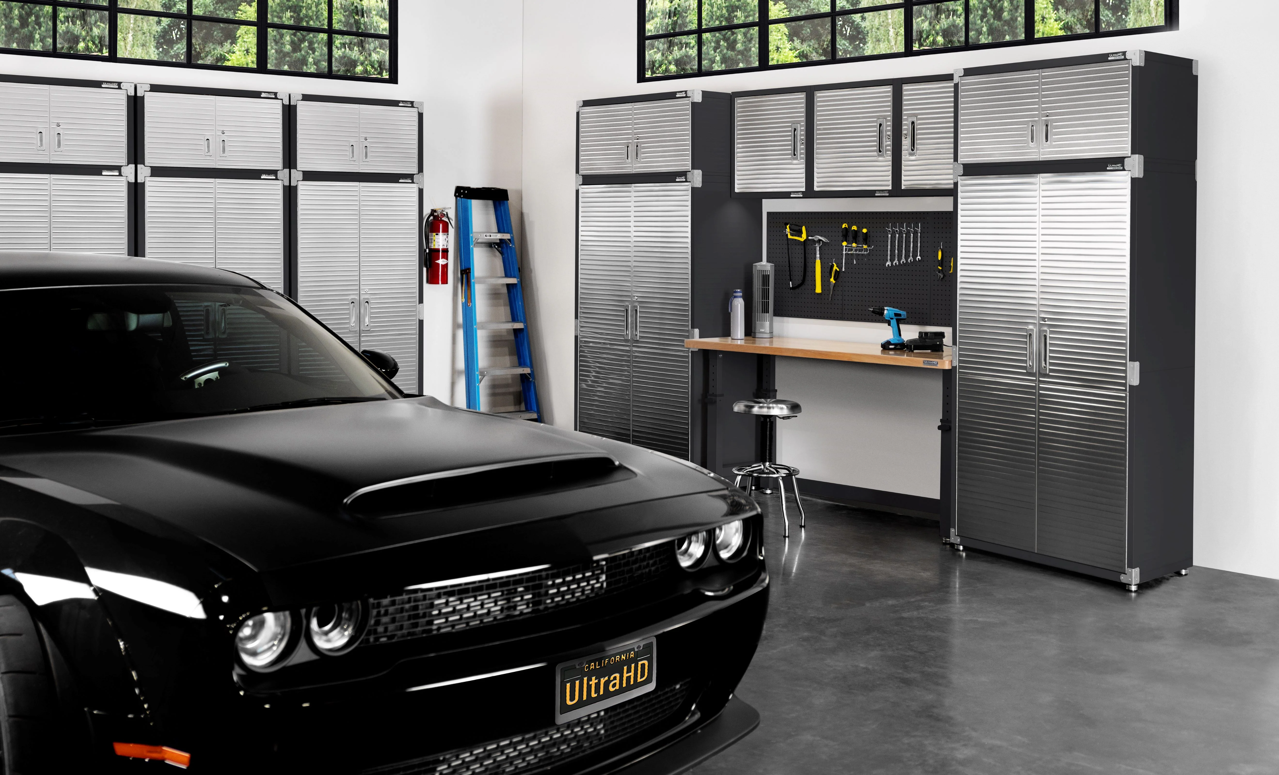 2025 UltraHD? Stapelbare Bovenkast