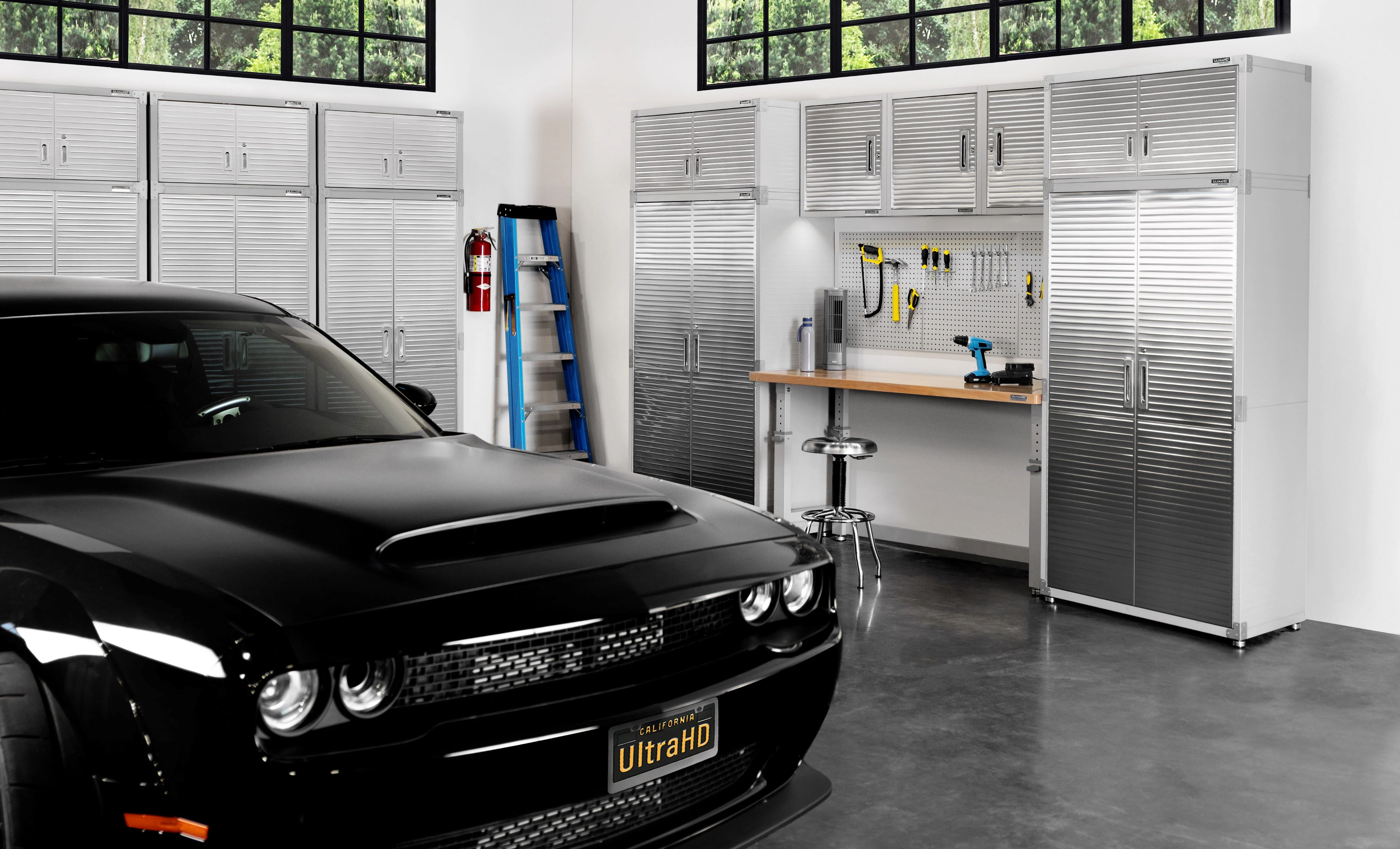 2025 UltraHD? Stapelbare Bovenkast