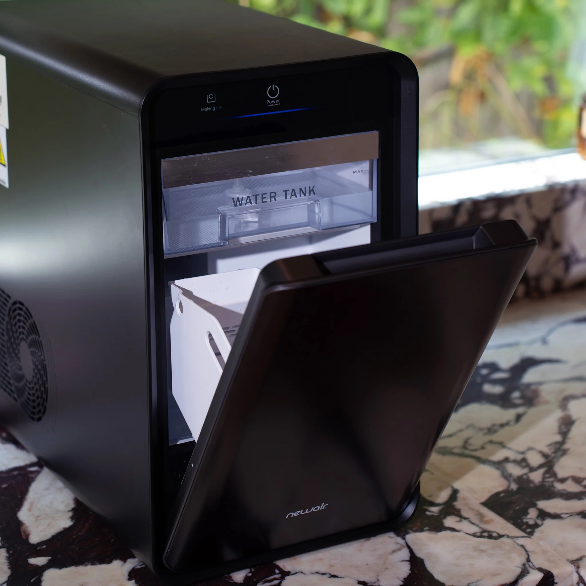 2025 Newair? Bovenblad Ijsbolmaker voor Whiskey, 32 IJsbolletjes / 24 Uur