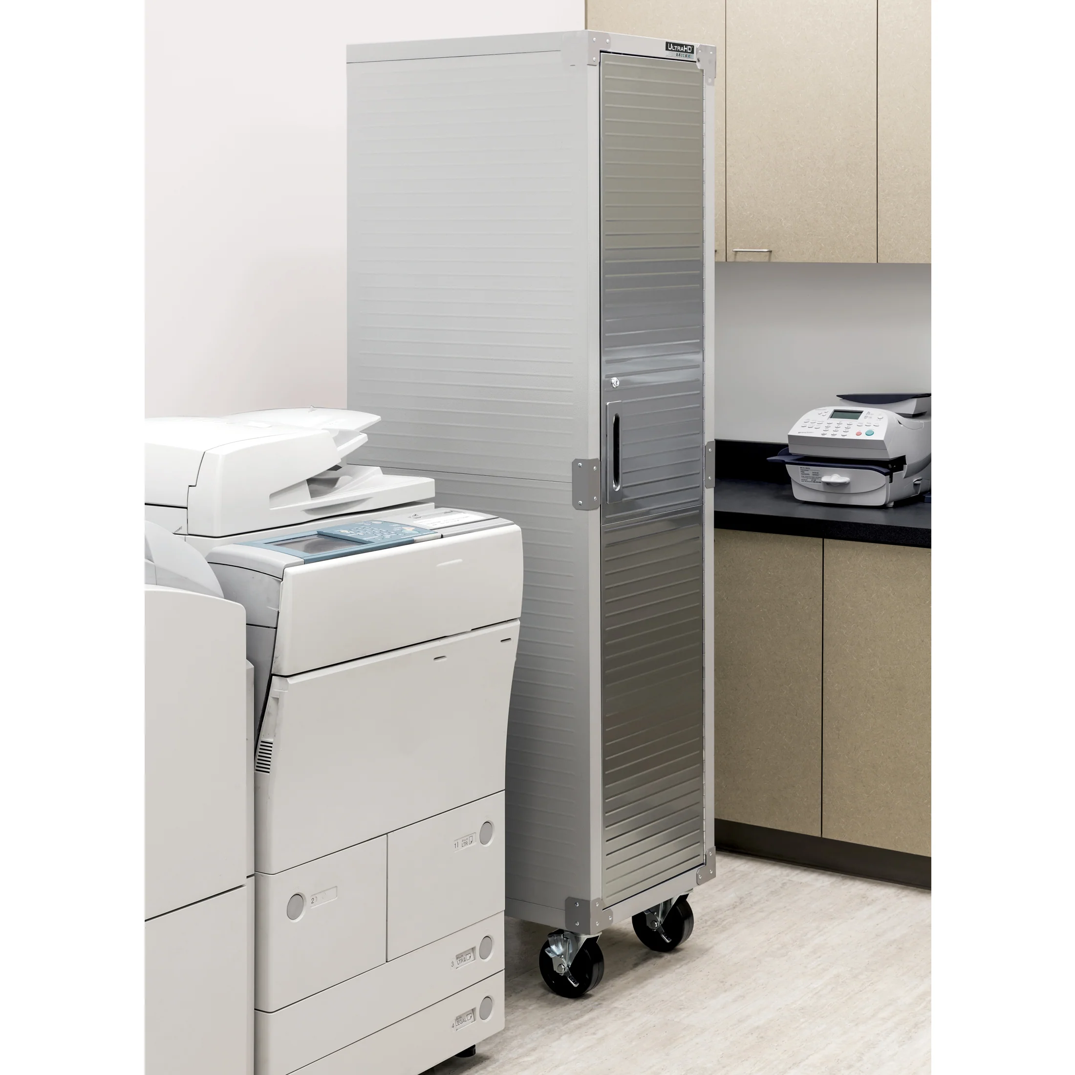 2025 UltraHD? Opslagkast