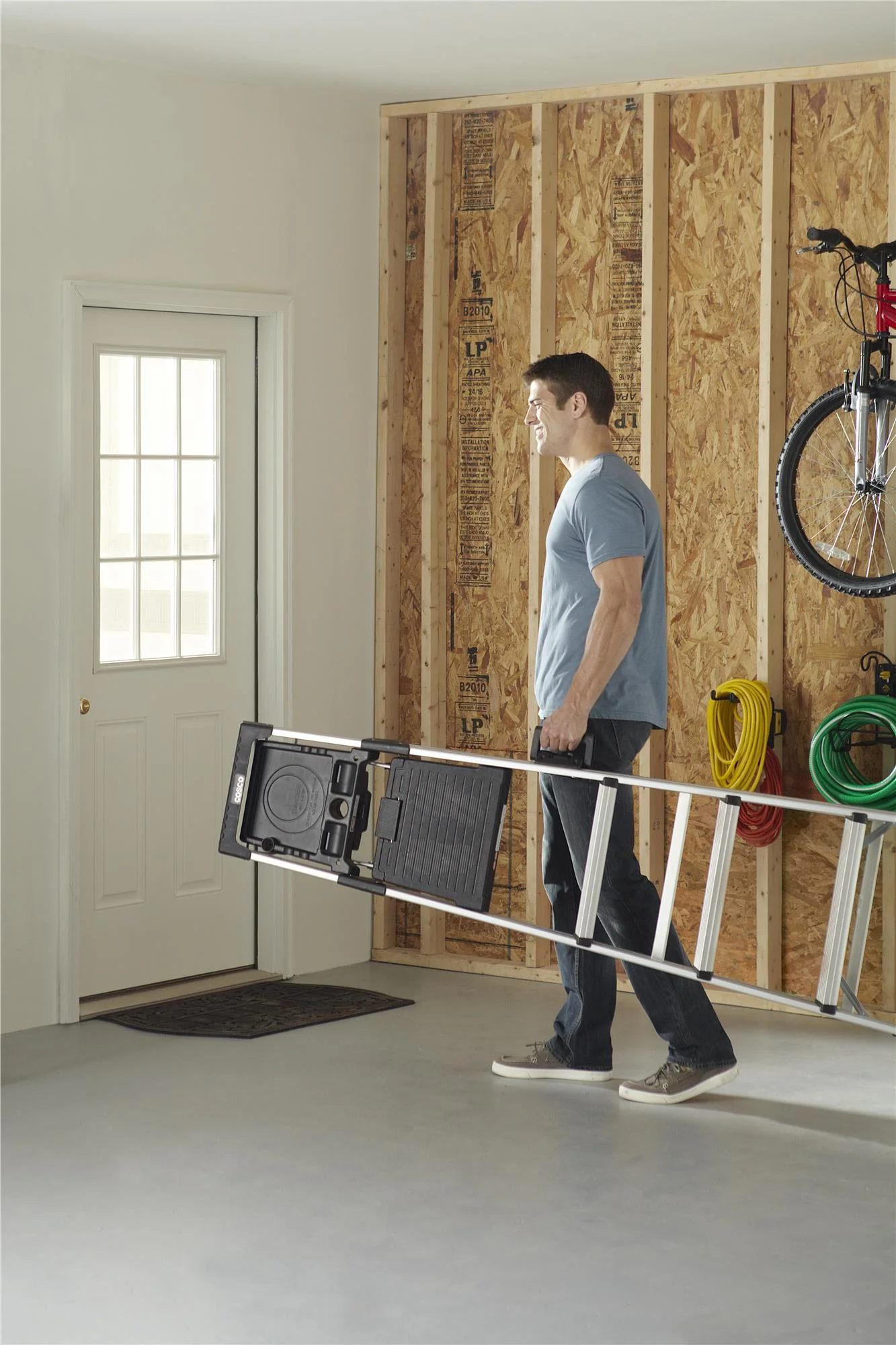 Cosco Signature Series 6-Voet Platform Ladder