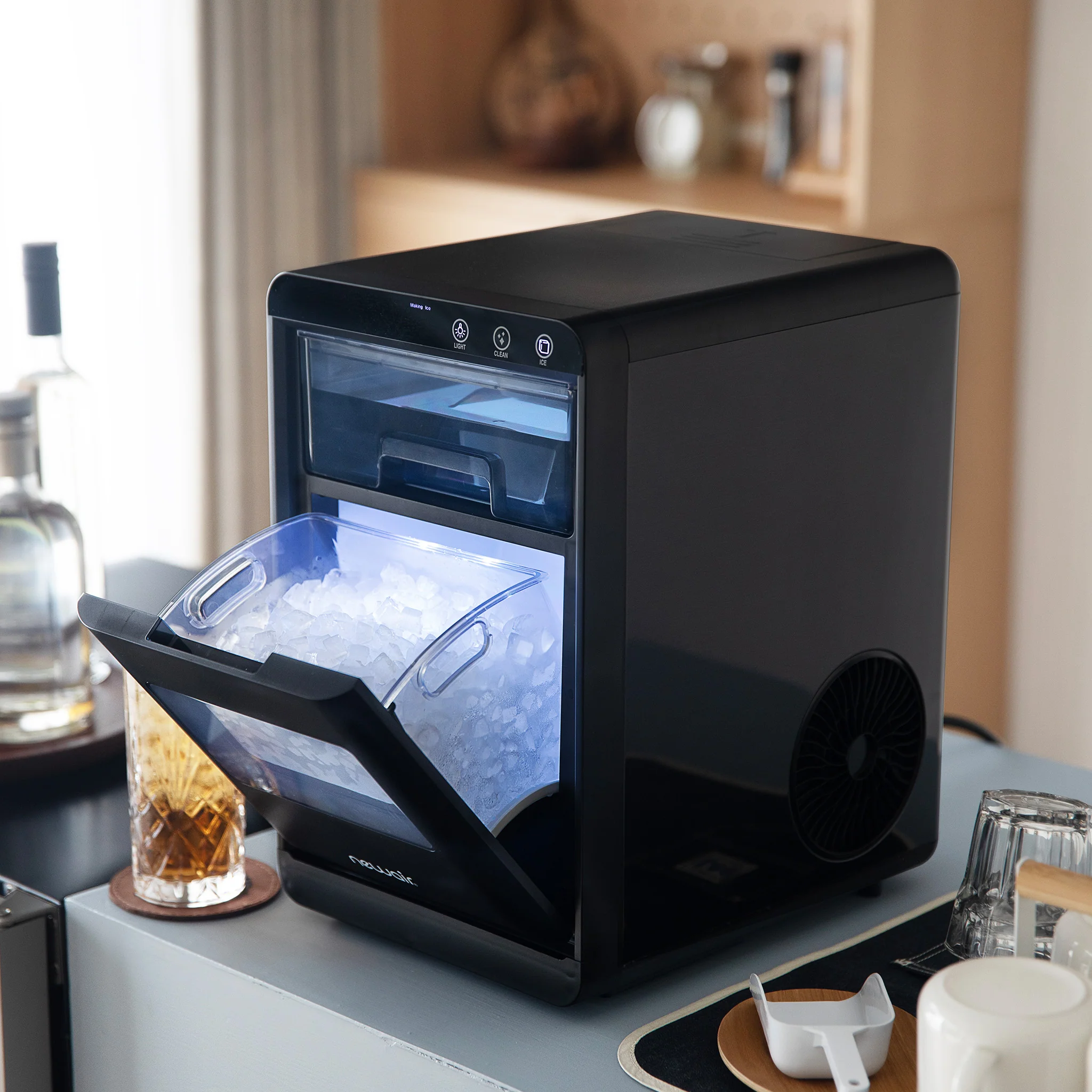 2025 Newair? Bovenblad Ijsmachine, Nugget Ijs, 44 lbs/24 uur