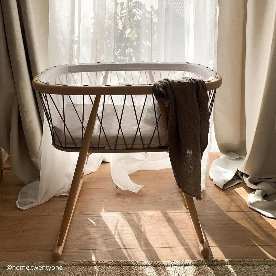 2025 Charlie Crane Wiege KUMI �C Transparante baby cocon met zachte schommelmechaniek | Afmetingen 81x56x72 cm | Inclusief schuimmatras | Personaliseerbare veters | Modern, minimalistisch design