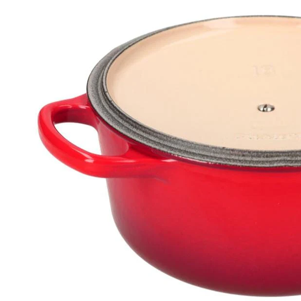 2025 Le Creuset - Signature braad- / stoofpan rond Kersrood 24 cm 4,2 l