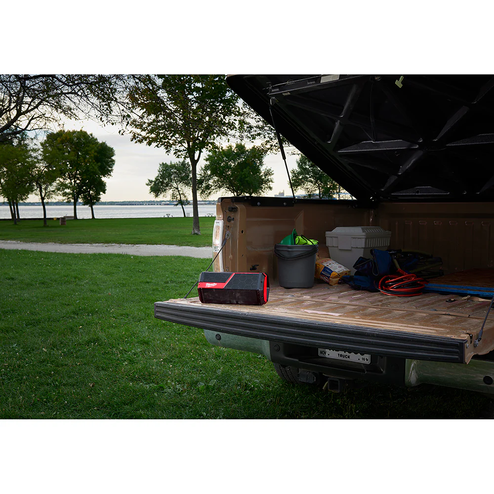 2025 Milwaukee 2891-80 Draagbare Bluetooth Luidspreker M12/M18 12V/18V - Gereviseerd