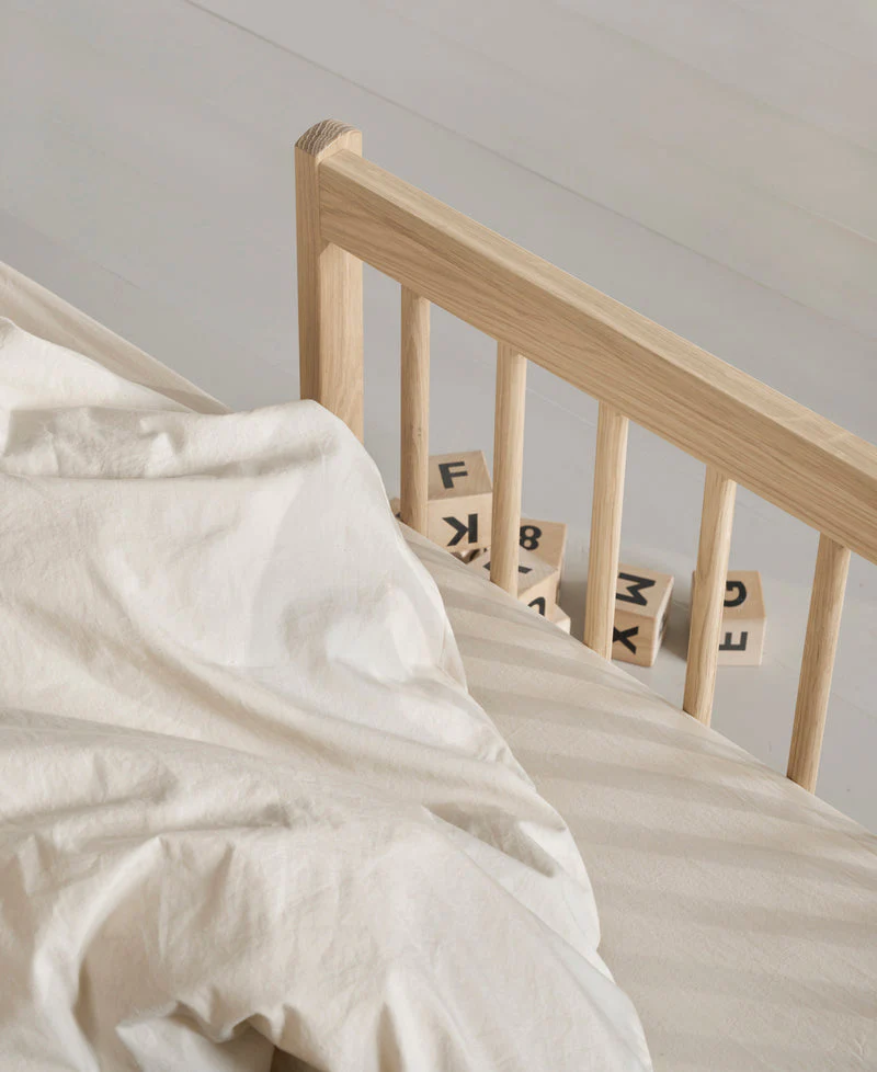 2025 Wood Mini+ Juniorbed, 68x162 cm, Eik 041583