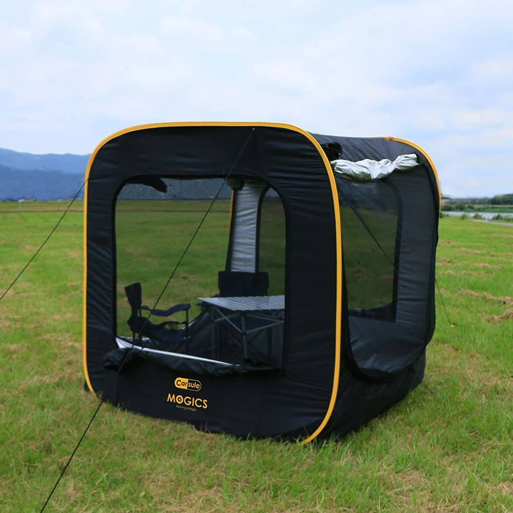 Inklapbare tent voor de kofferbak van een auto