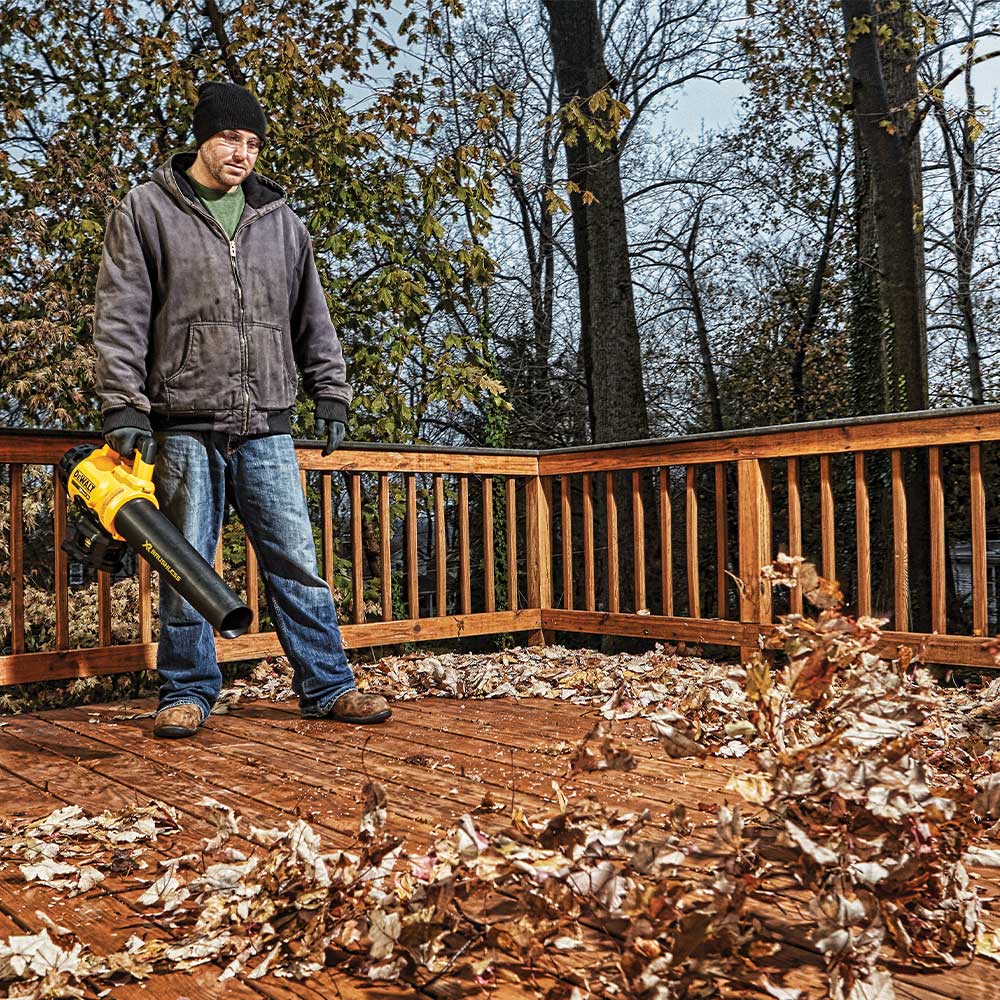 2025 DeWALT DCKO975M1 Combo Kit Draadtrimmer/Blazer Draadloos 20V