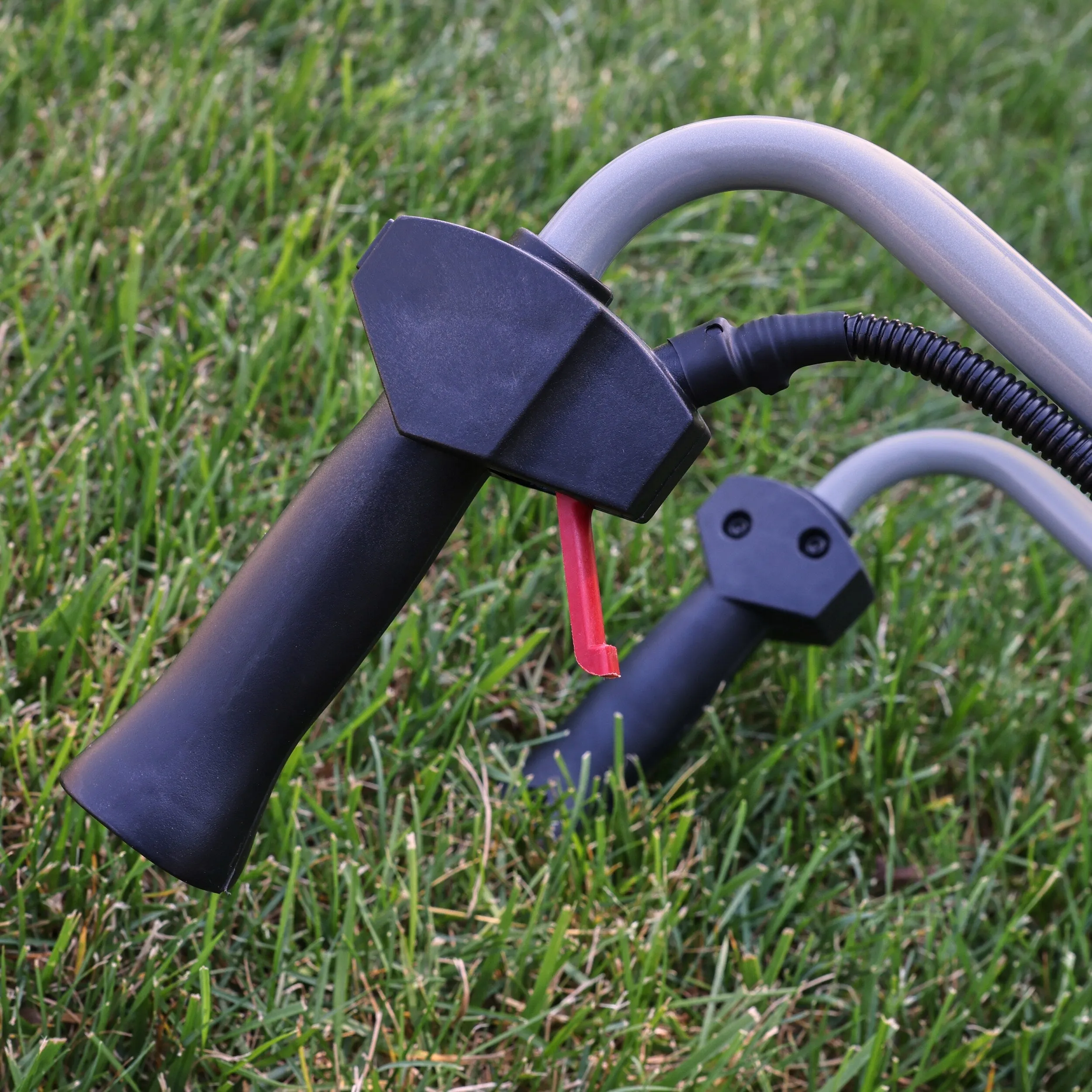 MANTIS 7268 Mini-Cultivator / Grondfrees �C 25 cc motor �C 9 inch voorste frezen �C Voorwaartse rotatie (CARB)