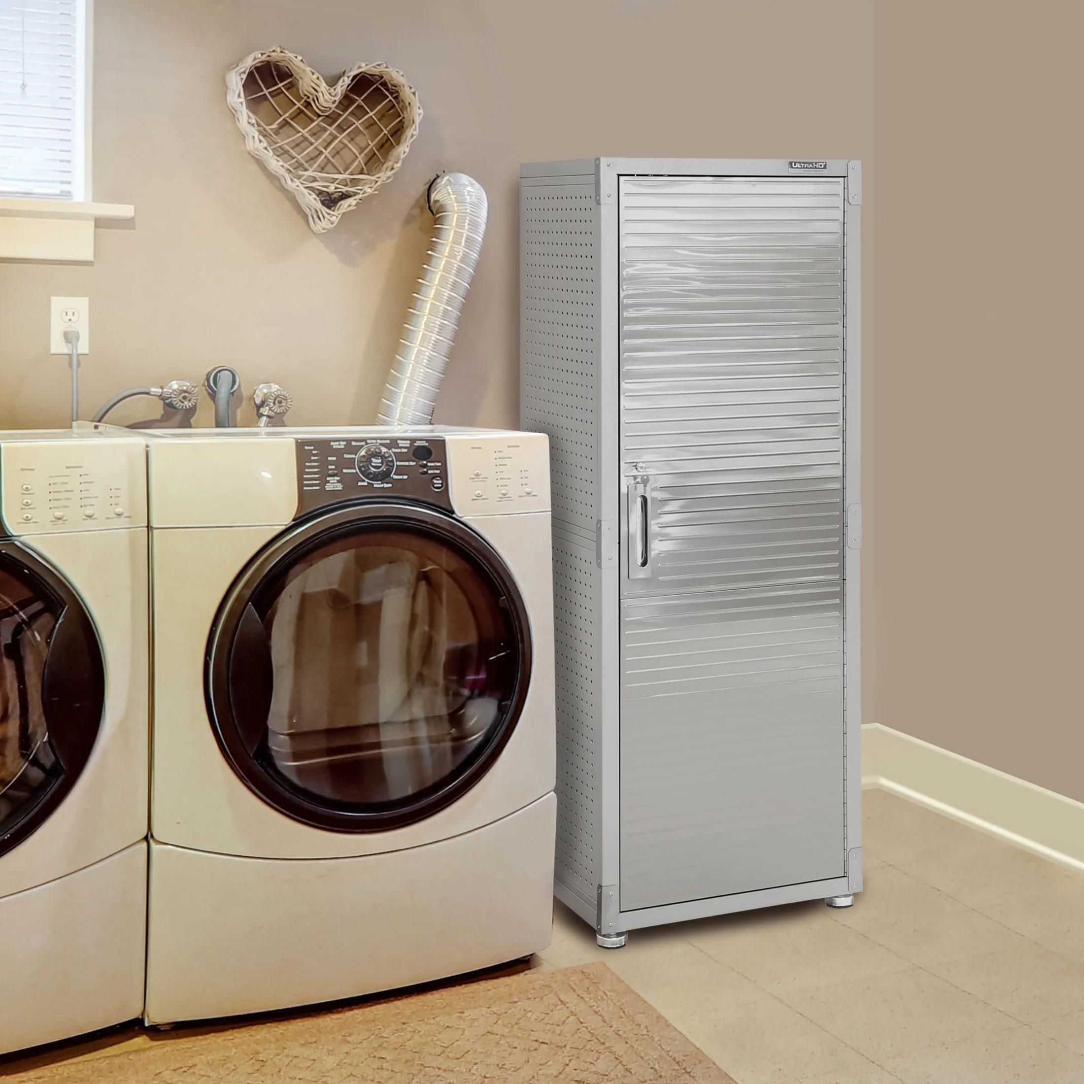 2025 UltraHD? Opslagkast