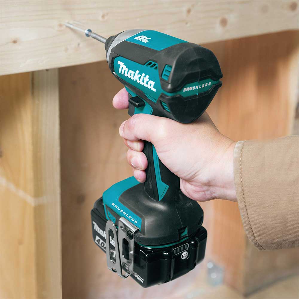 2025 Makita XT269M Combo Kit Draadloze 18V 4,0 Ah LXT Li-Ion Borstelvrije Tools - 2 Stuks