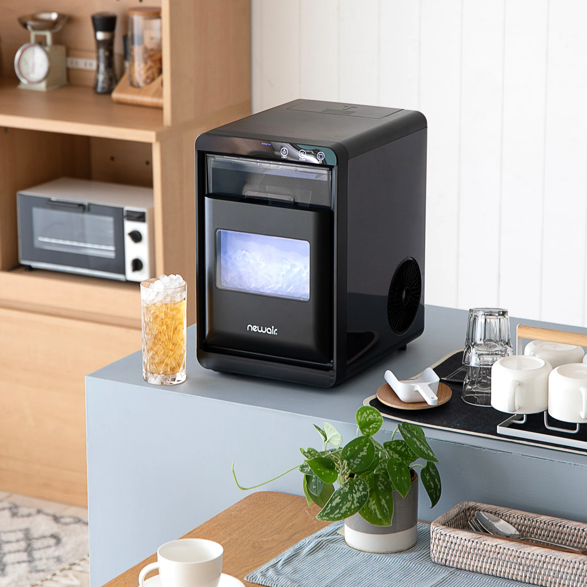 2025 Newair? Bovenblad Ijsmachine, Nugget Ijs, 44 lbs/24 uur