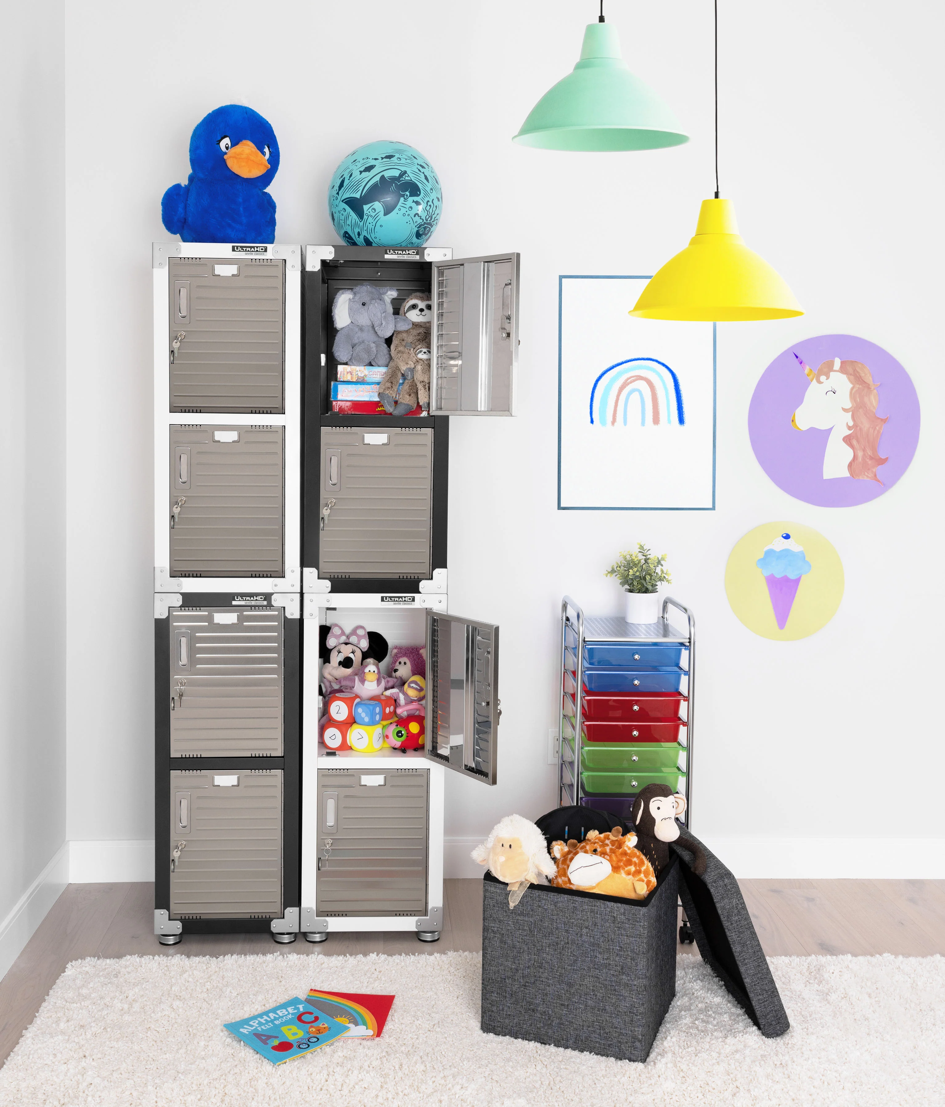 2025 UltraHD? Stapelbare Kasten met 4 Deuren