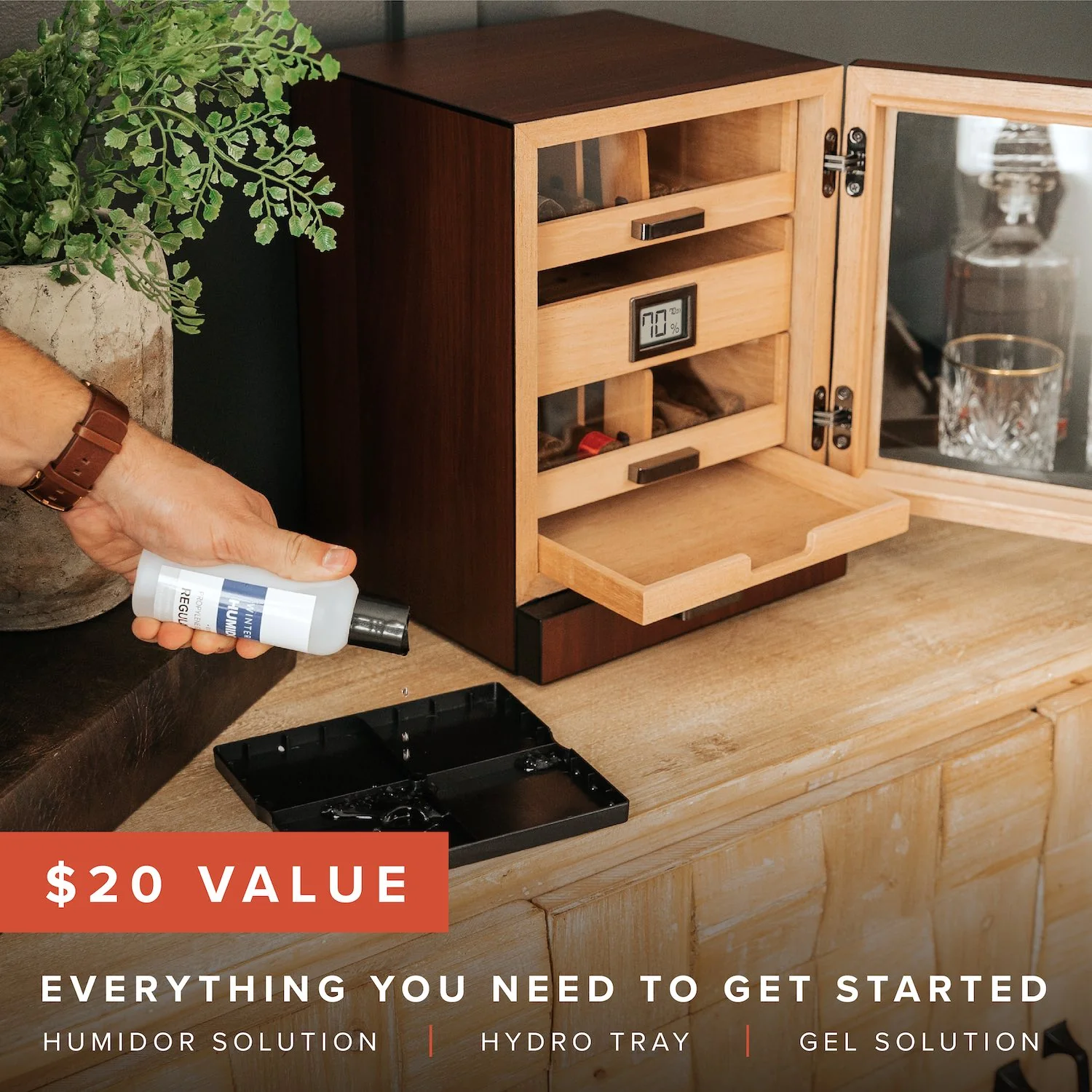 Luca Humidor �C Hoge Capaciteit Kast met Ge?ntegreerde Accessoire Opslag