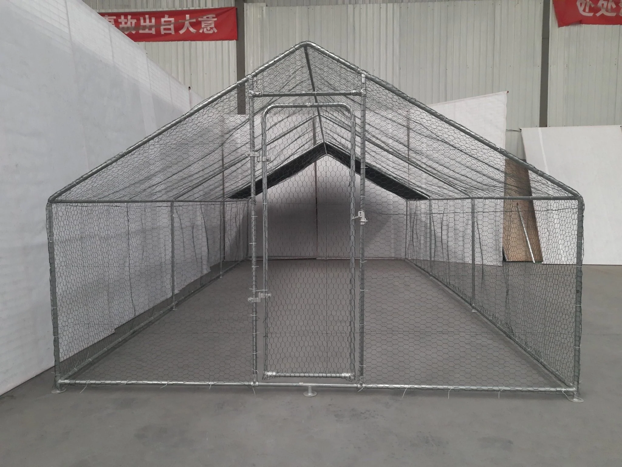 2025 Hondenkennel en Kippenhok 10x20 FT �C Duurzaam Metalen Omheining met Structuur