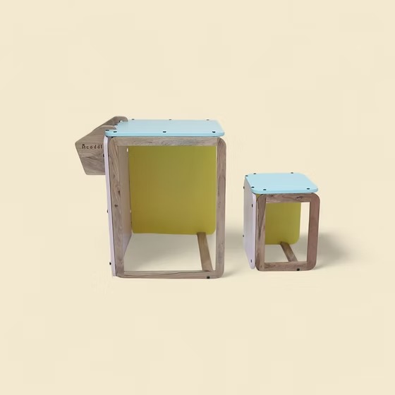 Ixia Height Changing Table and Stool
