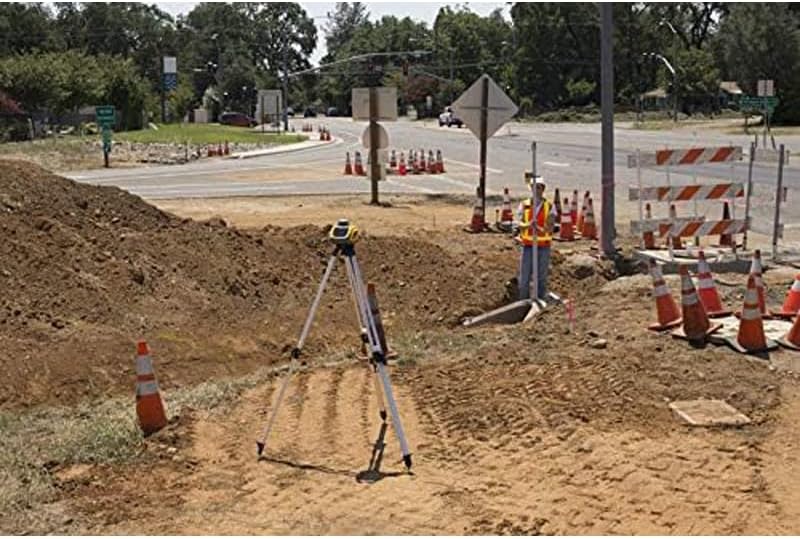 LL100N-2 Laser Level Kit with HR320 Receiver and Clamp, 15' Grade Rod (Inches), Tripod, and System Case , Yellow