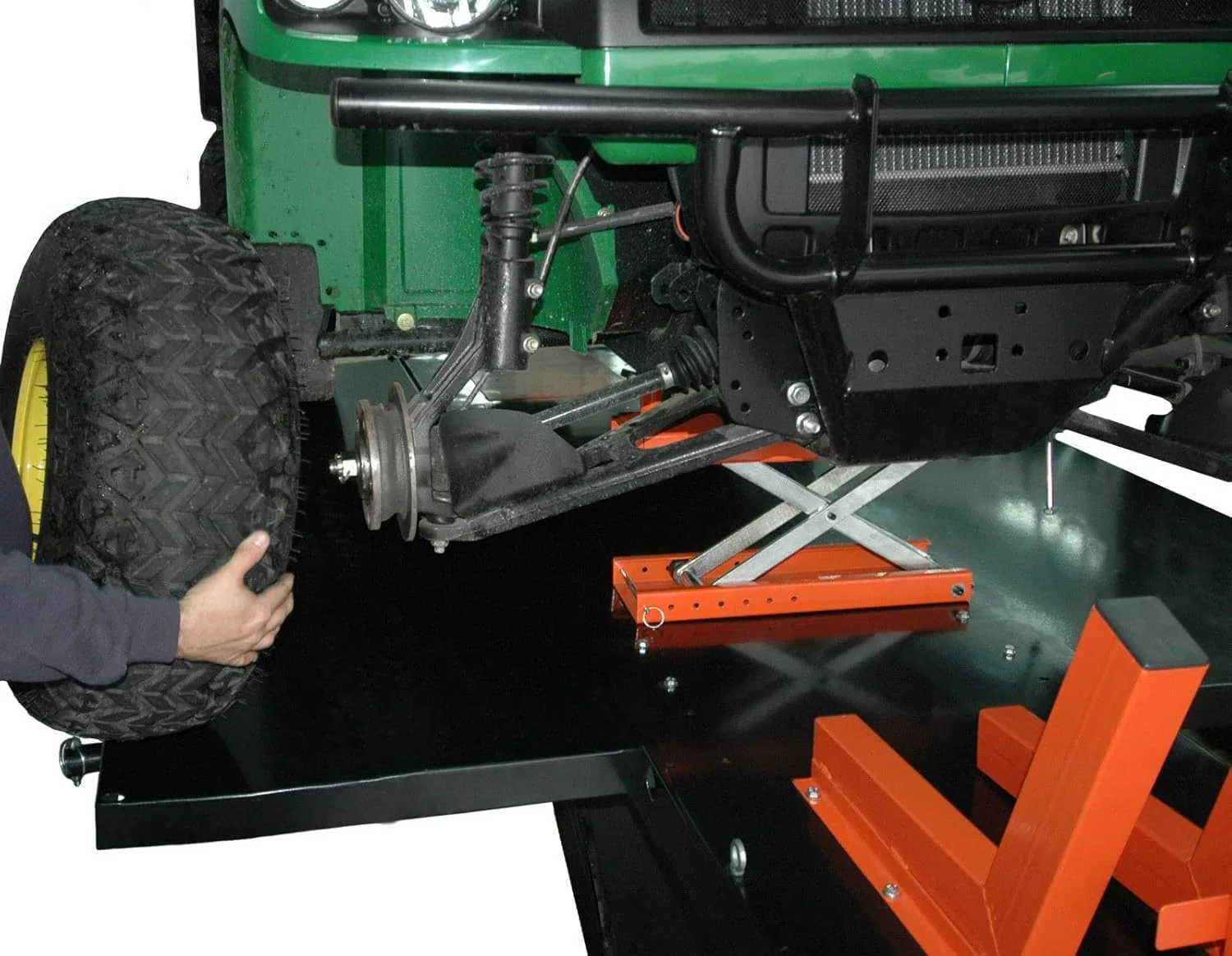 1500LB Air-Operated Motorcycle & ATV Lift Table �C 48