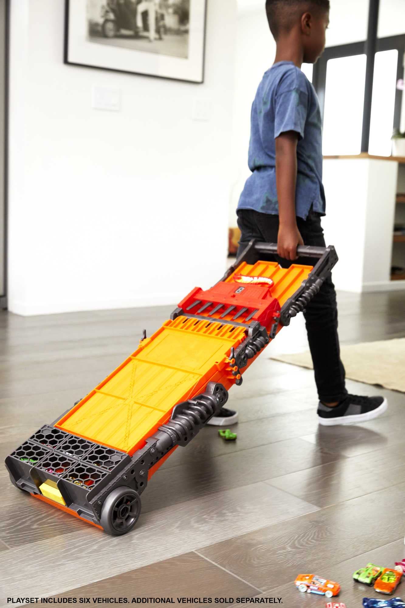 Hot Wheels Super 6 Lane Raceway