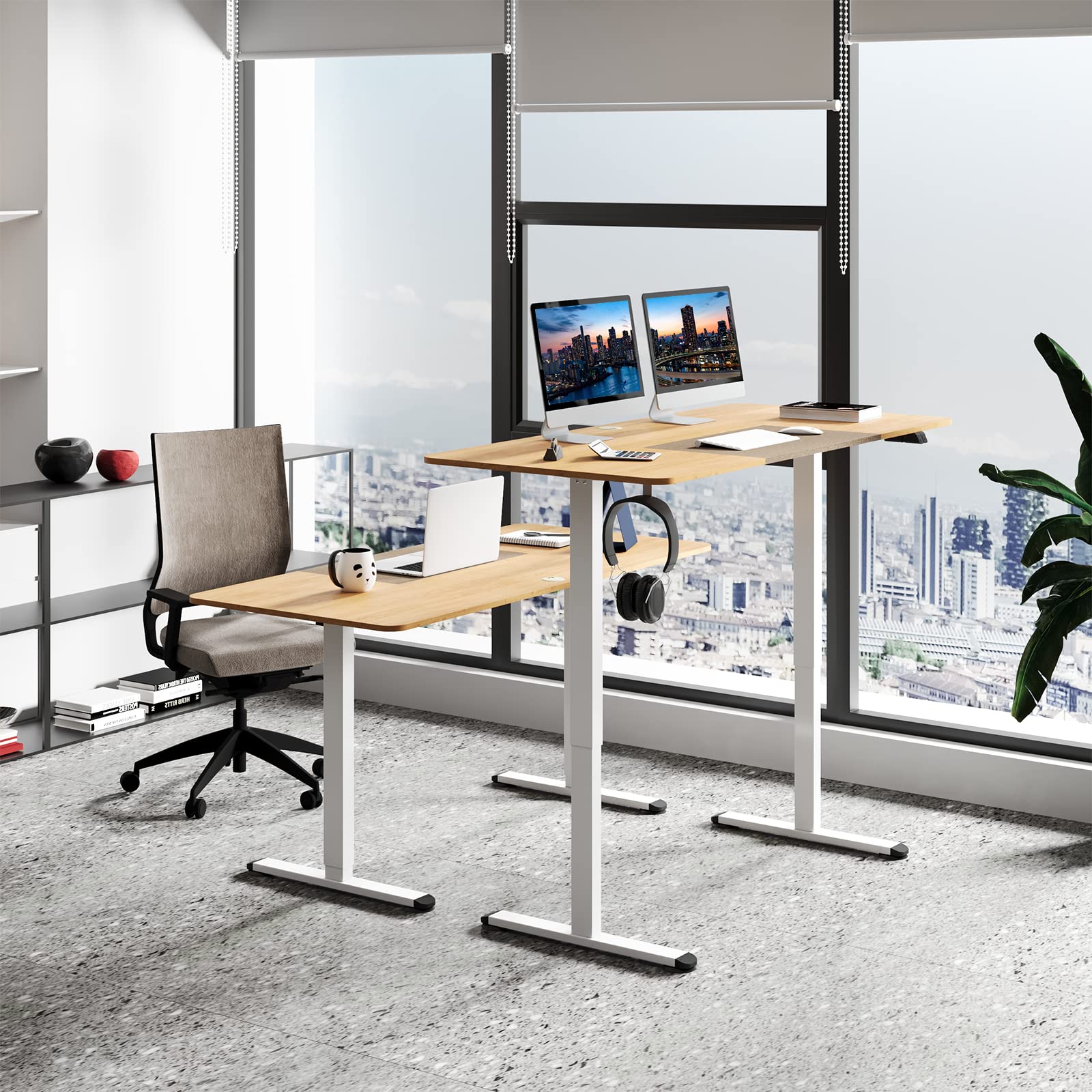 Giantex 140 x 70cm Large Electric Standing Desk, Height Adjustable Sit to Stand Desk