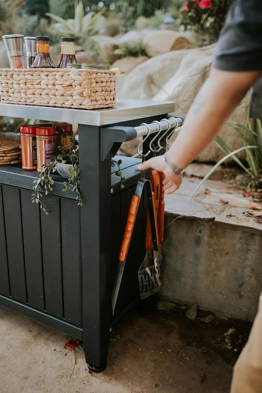 Keter Outdoor Rolling Table Cart for Food Prep, Storage, Bar & Grill, Dark Brown