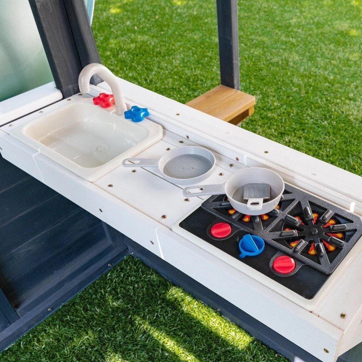 Backyard Discovery Skyfort III Cedar Swing Set w/ Tube Slide �C DIY