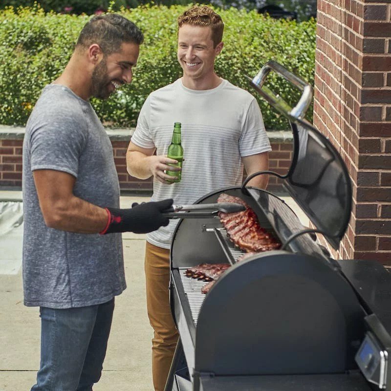 Weber SmokeFire EX6 Wood Fired Pellet Grill �C Black