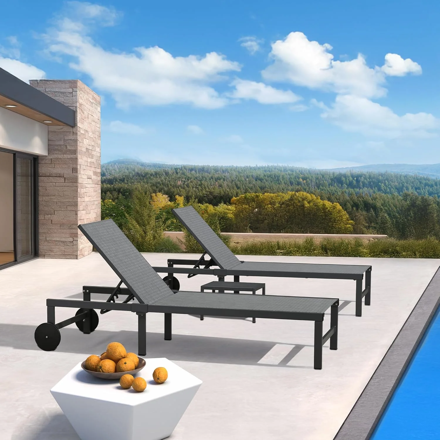 PURPLE LEAF Patio Tanning Lounge Chair Set with Face Down Hole Outdoor Aluminum Adjustable Reclining Chairs Wheels Pillows and Table for Poolside Beach Sunbathing Lounger, Beige