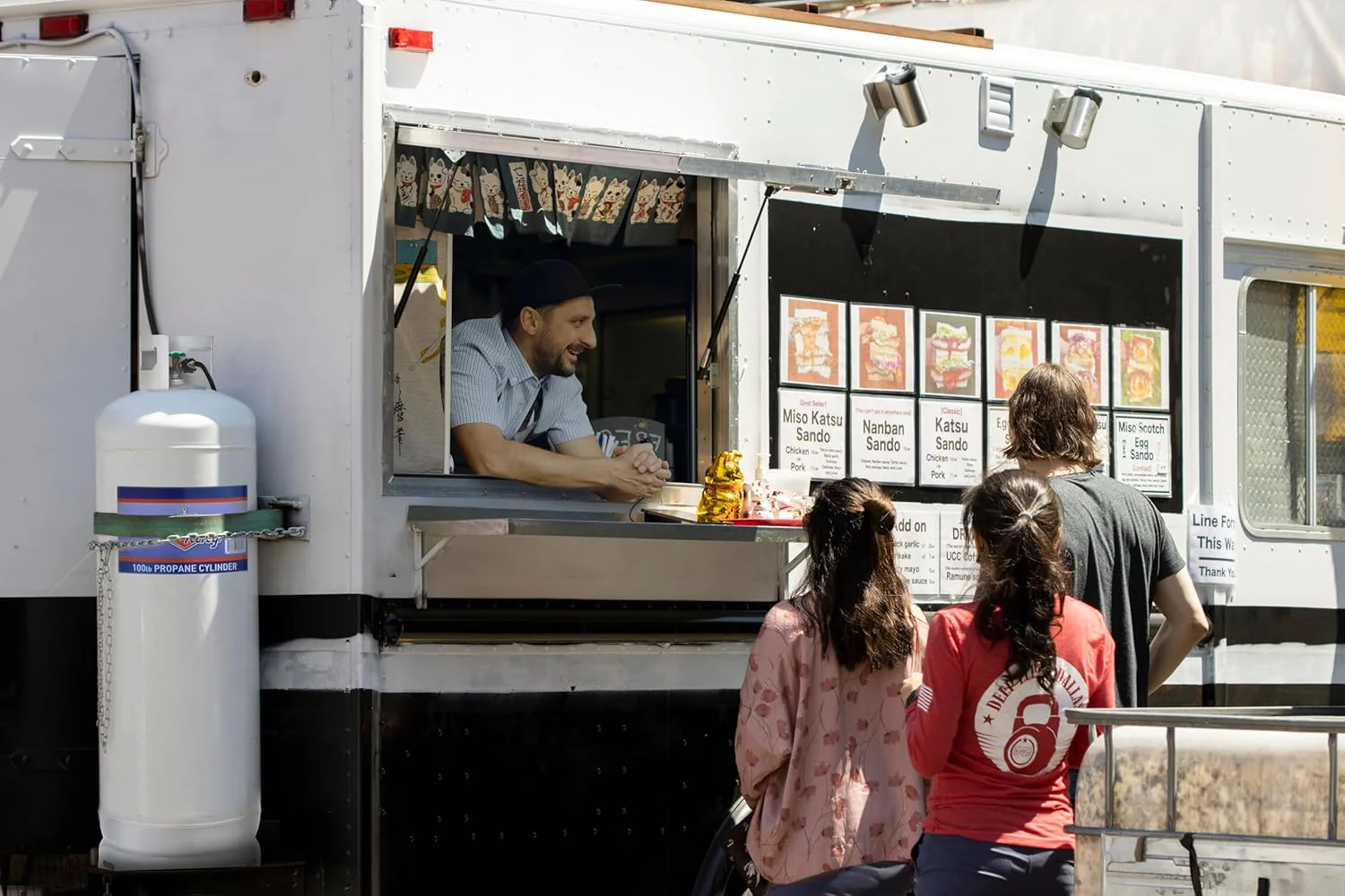 Steel Propane Tank Cylinder with POL Valve and Collar, Great for Mixed Heating Systems, Home fireplaces, Dryers and Grills-Flame King