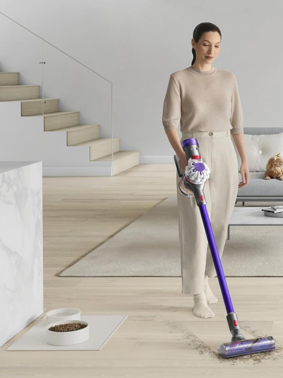 Dyson V8 Cordless Vacuum Cleaner �C V8 Animal Extra