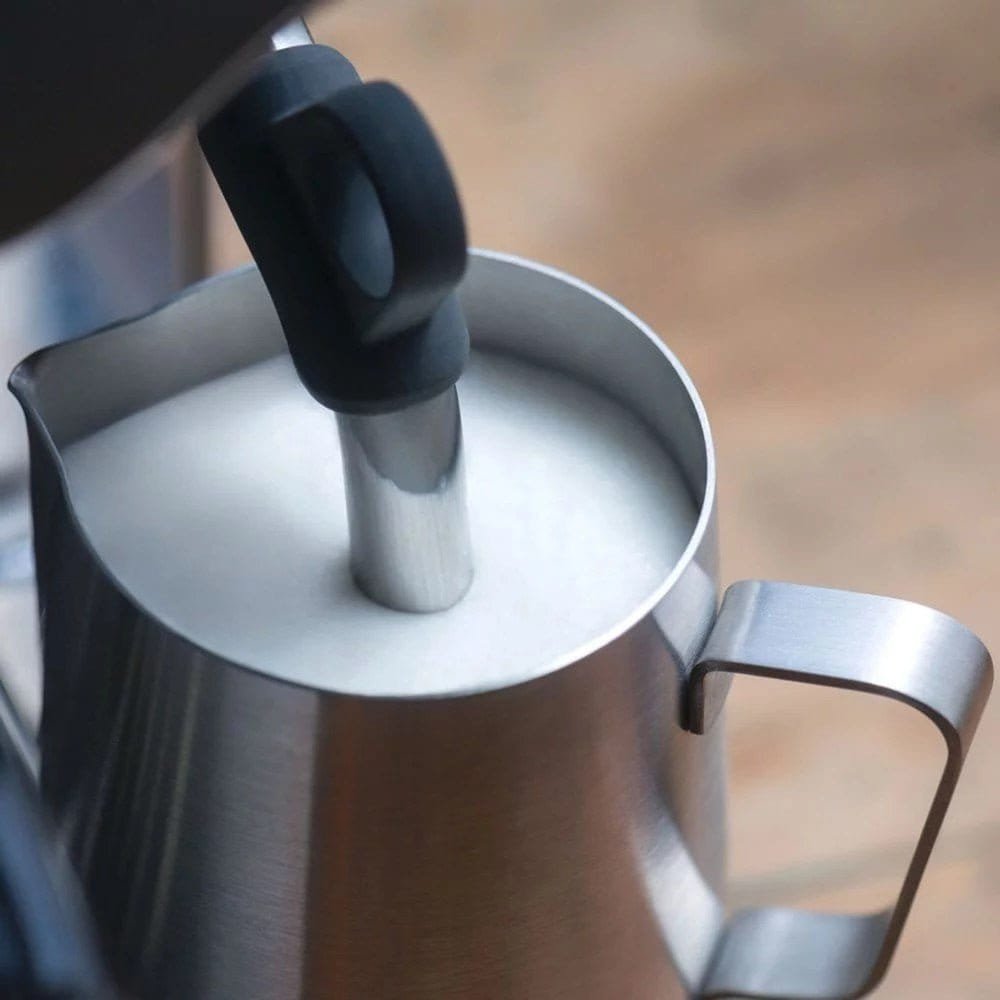 Breville �C the Barista Touch Espresso Machine with 15 bars of pressure, Milk Frother and intergrated grinder �C Black Truffle