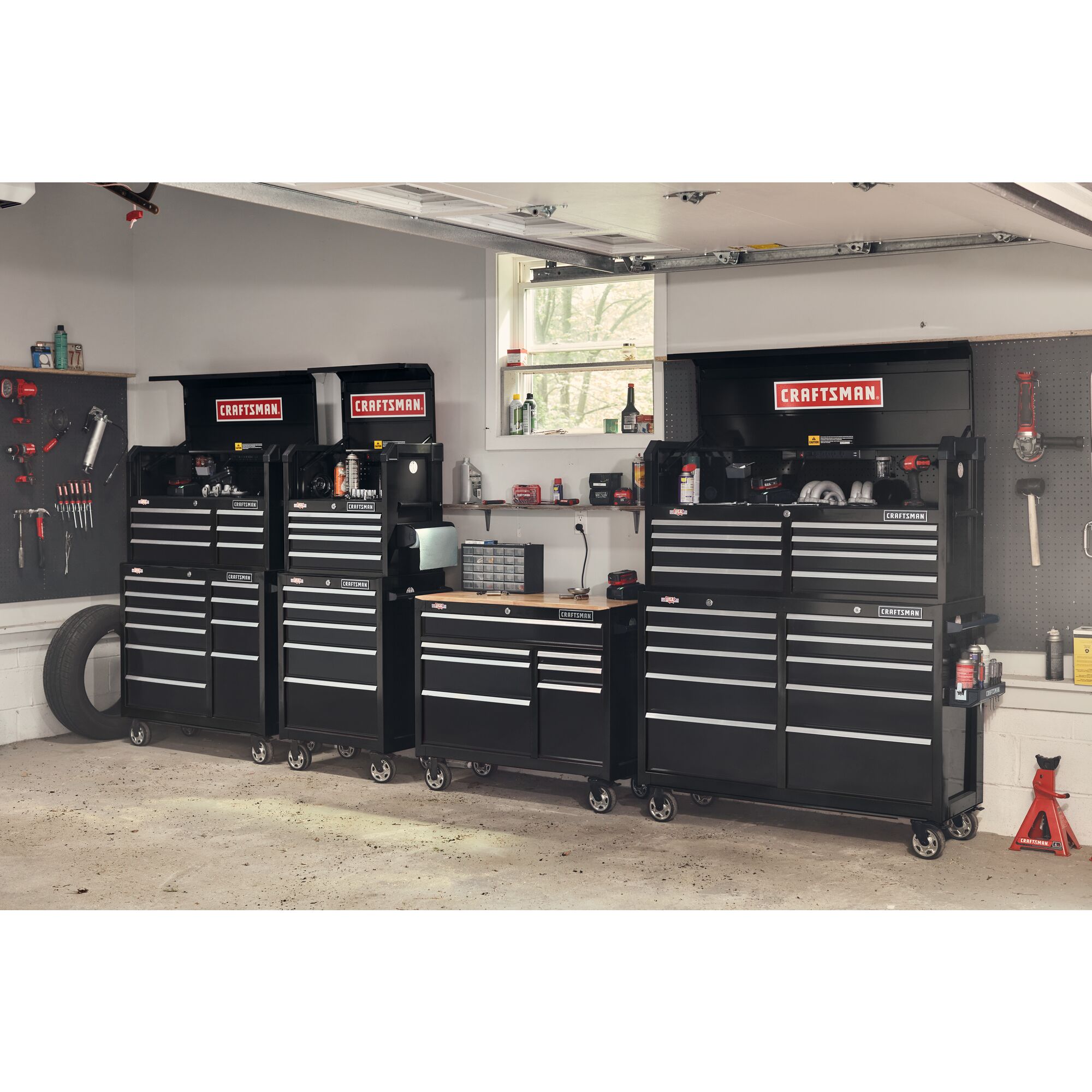 2000 Series 51.5-in W x 24.7-in H 8-Drawer Steel Tool Chest (Black)