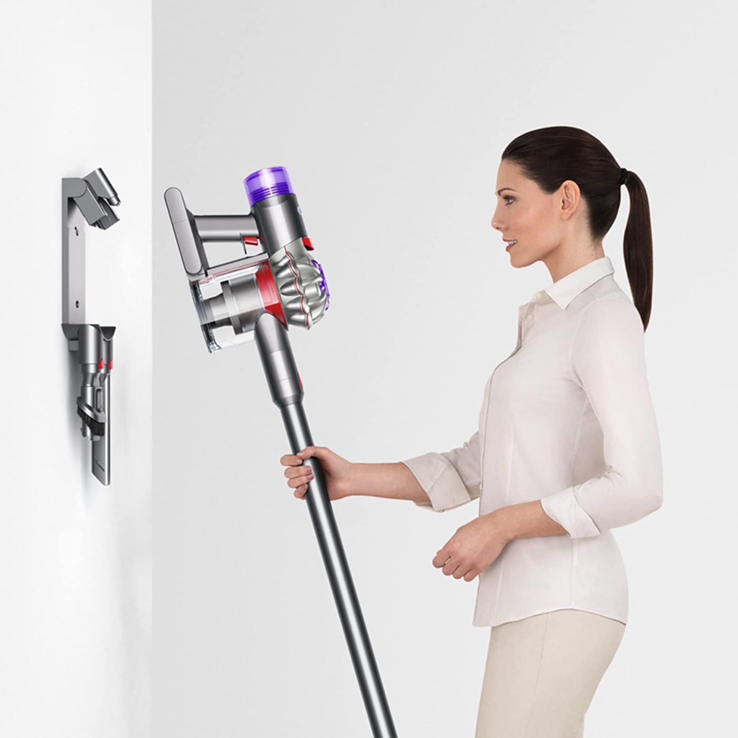 Dyson V8 Cordless Vacuum Cleaner �C V8 Animal Extra