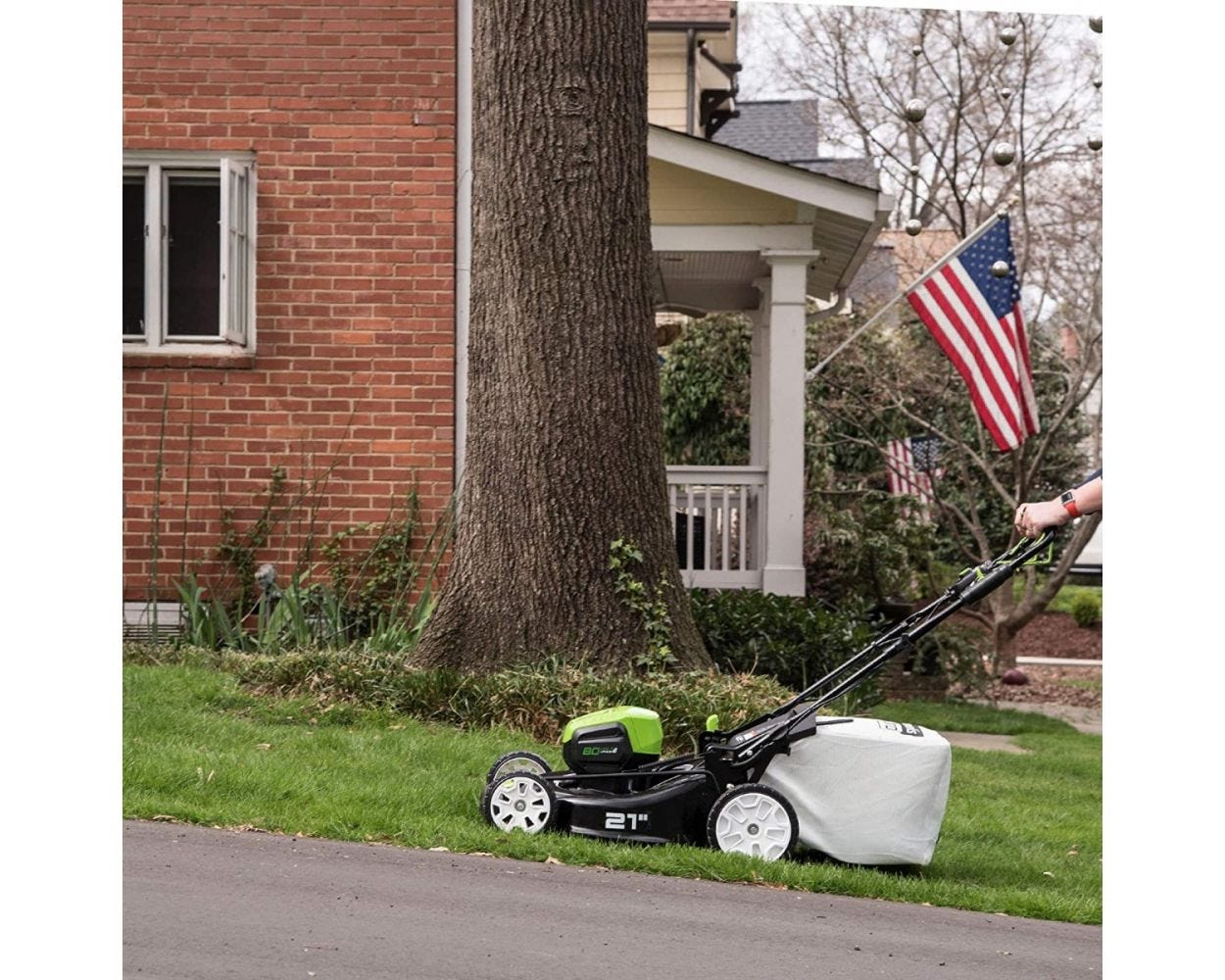 80V Cordless 21��� Self-Propelled Brushless Lawn Mower | Greenworks