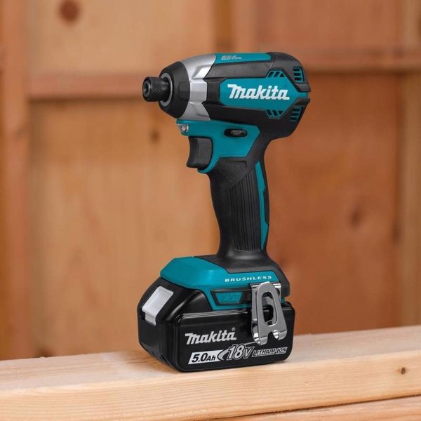 18V LXT 1/4 in. Cordless Brushless Impact Driver Kit (Battery Charger)