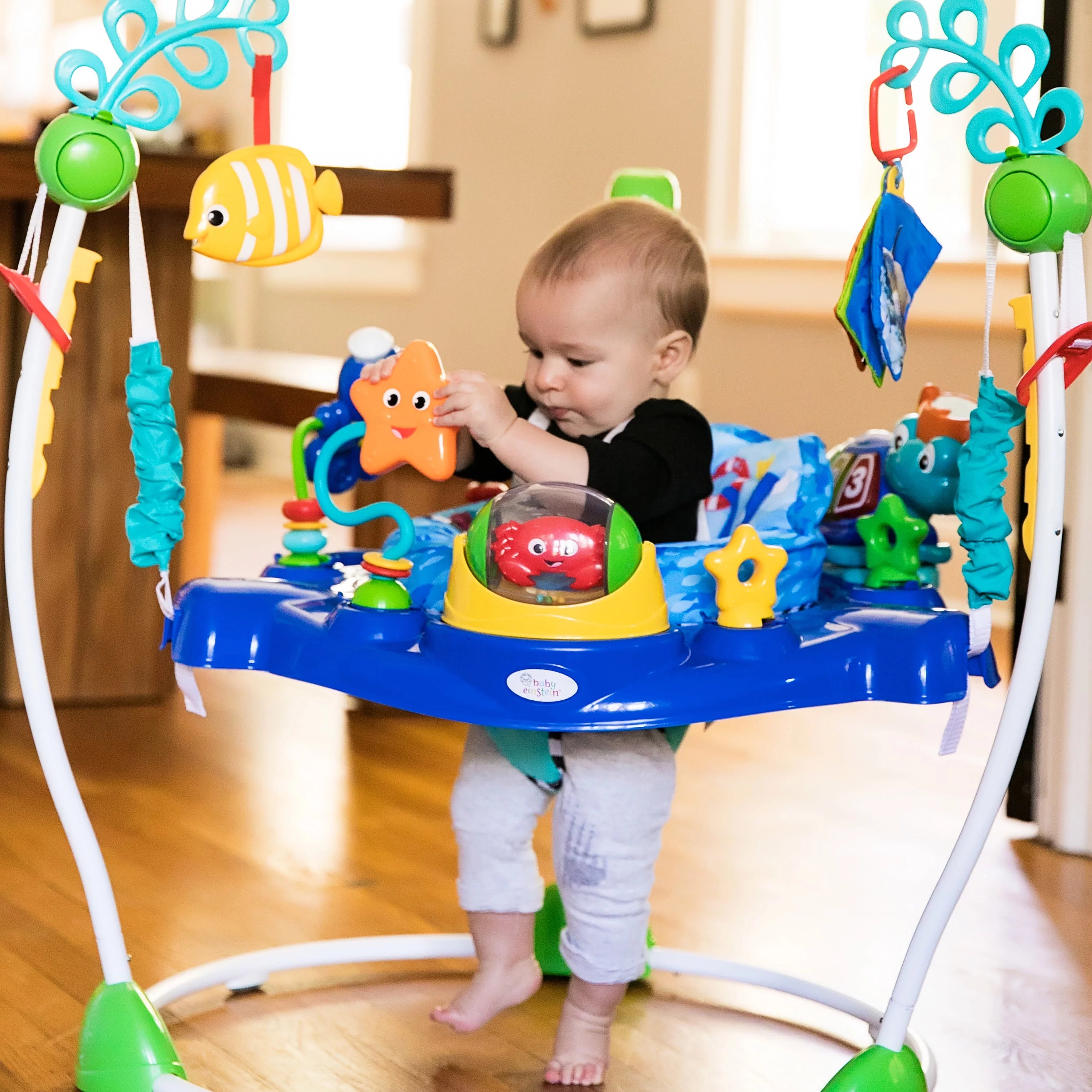 Baby Einstein Neptune��s Ocean Discovery Activity Center Jumper