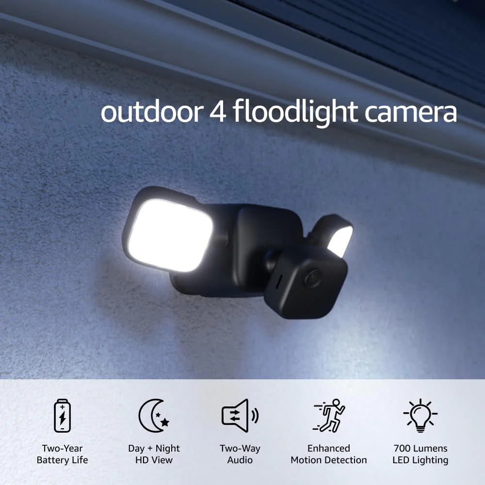 Outdoor 4 Floodlight Camera �C Wire-free smart security camera