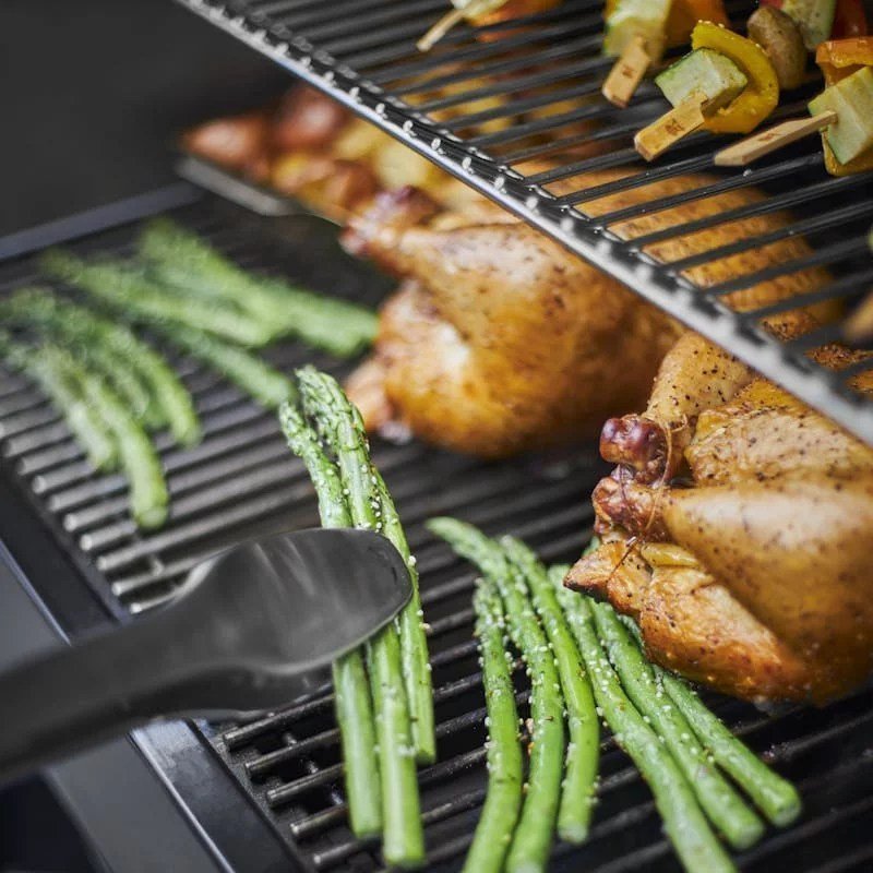 Weber SmokeFire EX6 Wood Fired Pellet Grill �C Black
